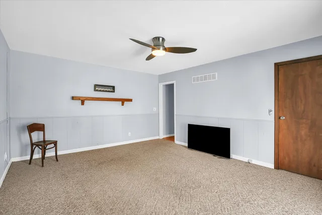 $335,000 | 4 Genevieve Lane, Champaign, IL 61822