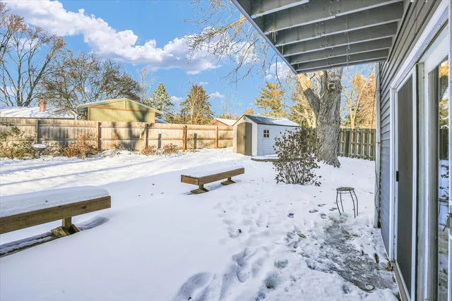 $335,000 | 4 Genevieve Lane, Champaign, IL 61822