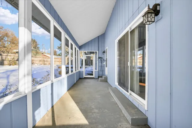 $335,000 | 4 Genevieve Lane, Champaign, IL 61822