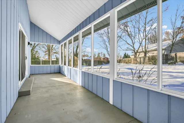 $335,000 | 4 Genevieve Lane, Champaign, IL 61822