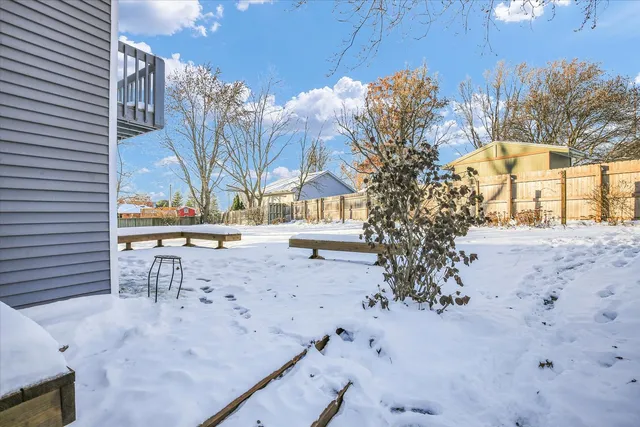 $335,000 | 4 Genevieve Lane, Champaign, IL 61822