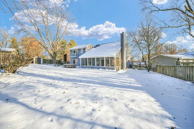 $335,000 | 4 Genevieve Lane, Champaign, IL 61822