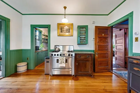 $1,225,000 | 3 Moultrie Street, Boston, MA 02124