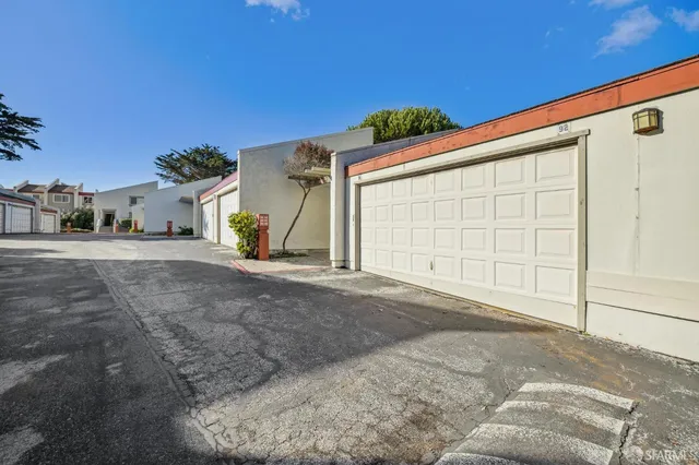 $729,000 | 5003 Palmetto Avenue, Unit 92, Pacifica, CA 94044