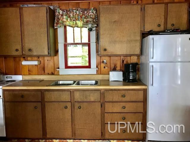 7115 W Island Lake Road Hurley, WI 54534 - Photo 4 of 25