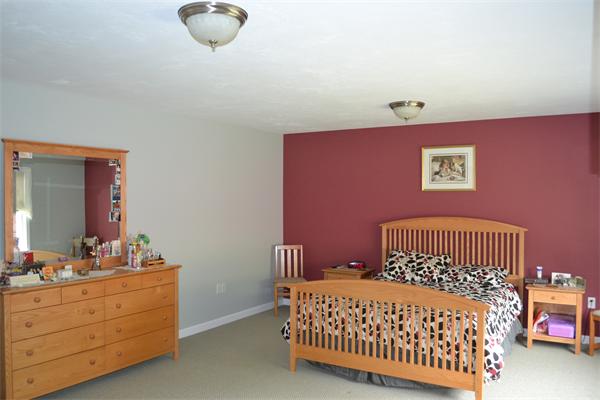 43 McGregory Road Sturbridge, MA 01566 - Photo 11 of 17 Gallery Image 11