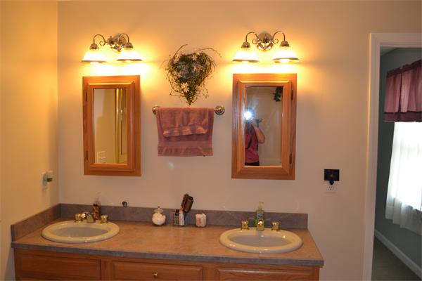 43 McGregory Road Sturbridge, MA 01566 - Photo 13 of 17 Gallery Image 13