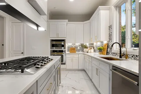 $1,639,000 | 1227 Strathmore Drive, Southlake, TX 76092