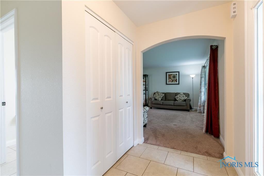 7054 Saddleback Road Maumee, OH 43537 - Photo 20 of 36 Gallery Image 20