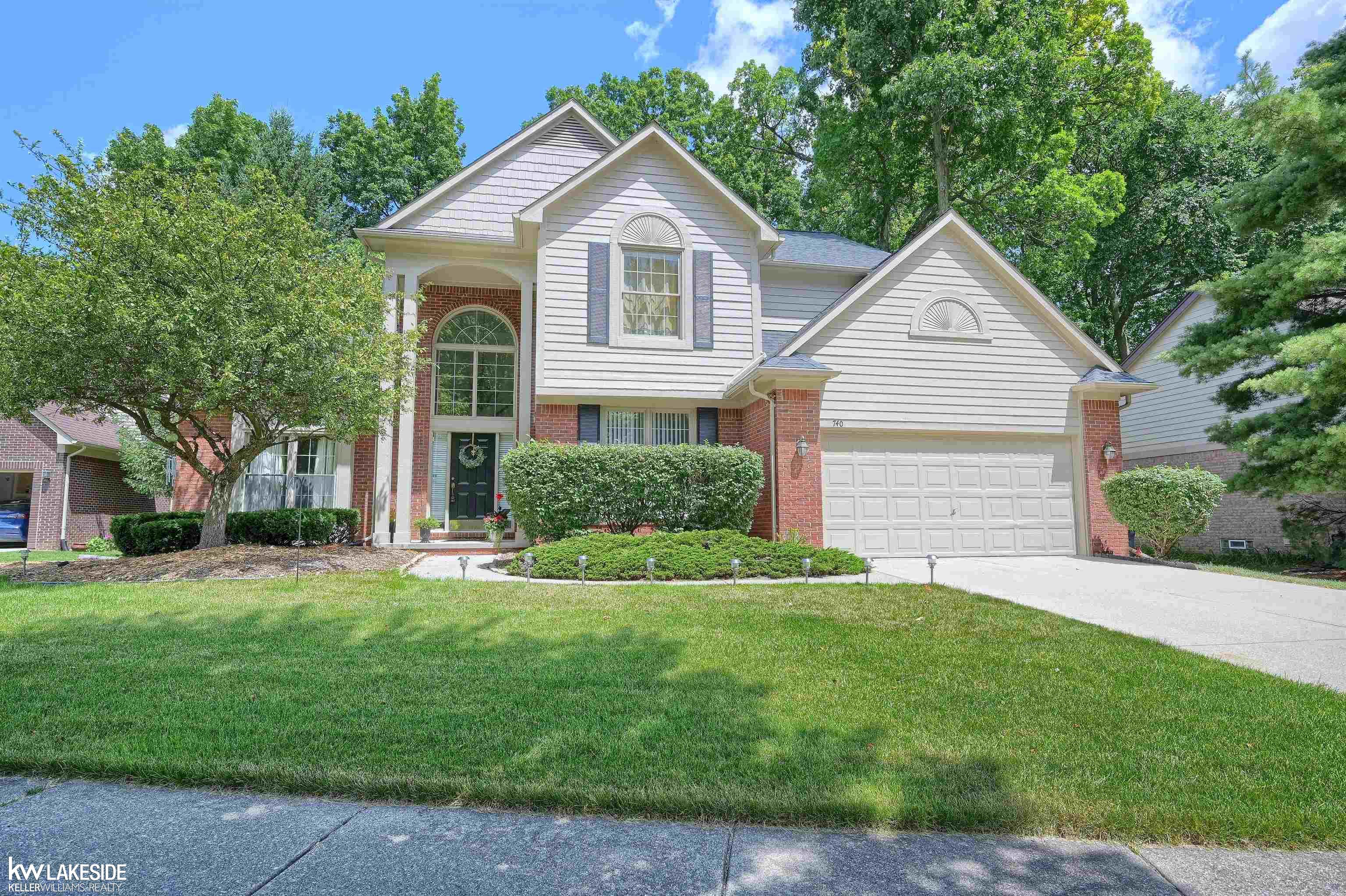 740 Lake Ridge Road Rochester Hills, MI 48307 - Photo 1 of 32