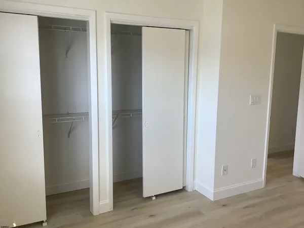 $2,000 | 22 Oyster Bay, Unit E, Absecon, NJ 08201