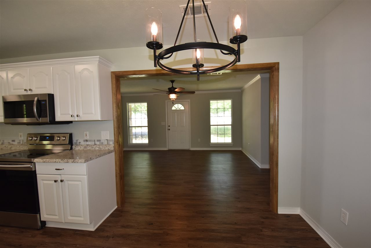 107 Neely Road Richland, MS 39218 - Photo 8 of 27 Photo 9