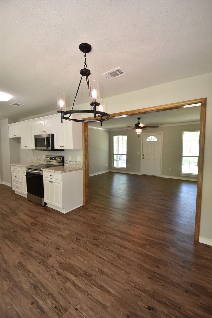 107 Neely Road Richland, MS 39218 - Photo 10 of 27 Photo 11