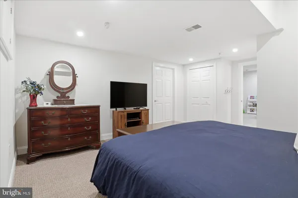 $1,275,000 | 6816 Rigby Lane, McLean, VA 22101