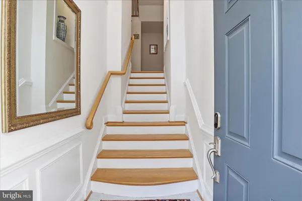 $1,275,000 | 6816 Rigby Lane, McLean, VA 22101