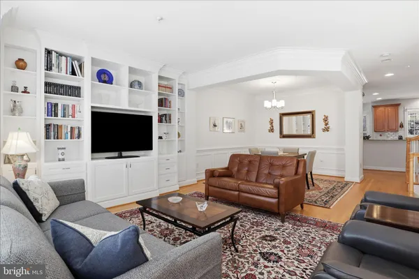 $1,275,000 | 6816 Rigby Lane, McLean, VA 22101