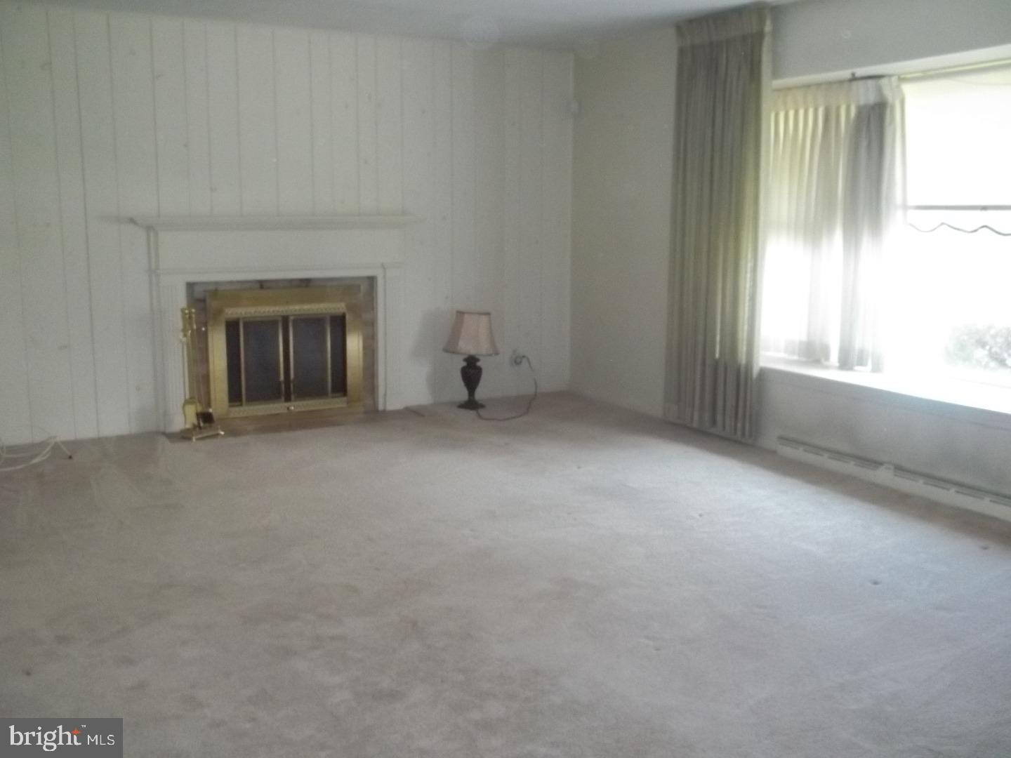 118 Welsh Road Huntingdon Valley, PA 19006 - Photo 10 of 23