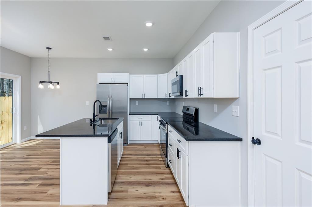 200 Back Pine Way Ellijay, GA 30536 - Photo 15 of 33