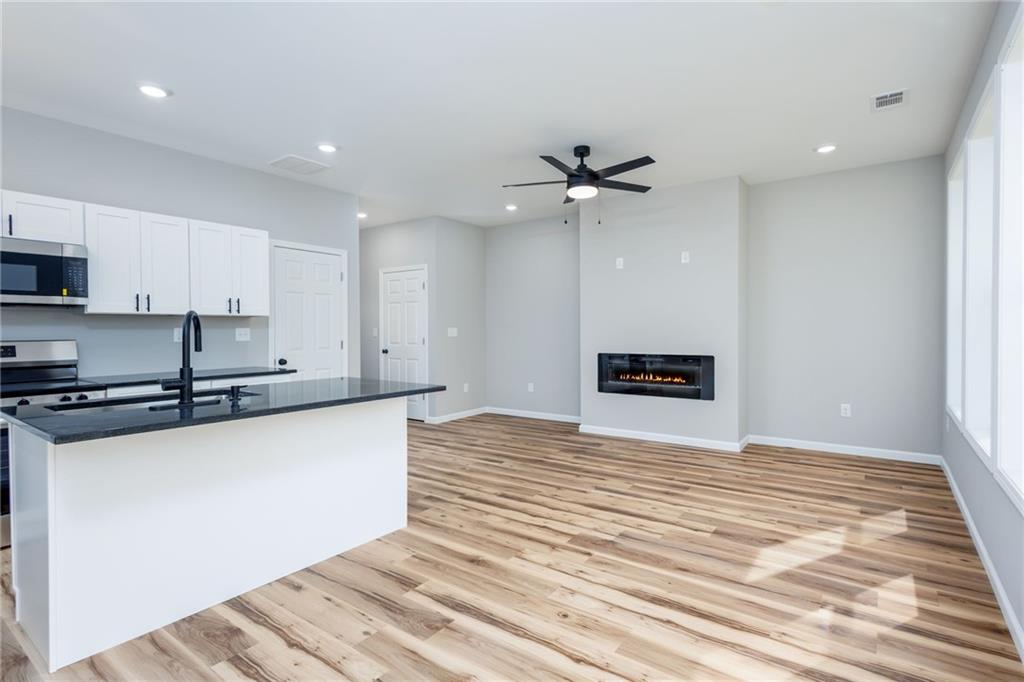 200 Back Pine Way Ellijay, GA 30536 - Photo 3 of 33