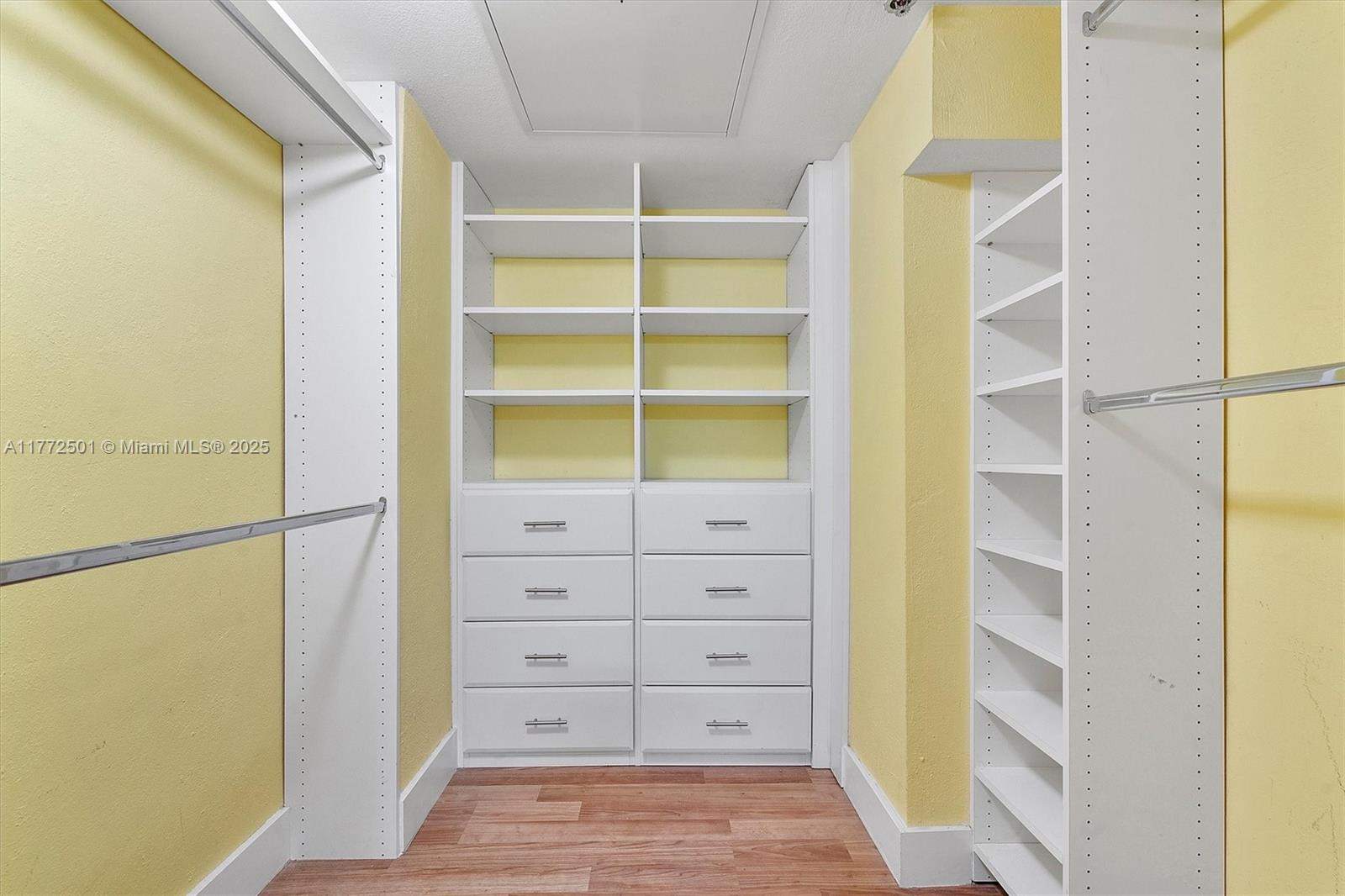 6345 Collins Avenue, Unit 414 Miami Beach, FL 33141 - Photo 14 of 20