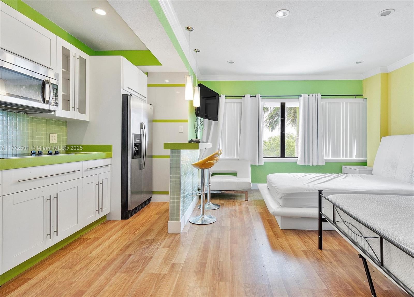 6345 Collins Avenue, Unit 414 Miami Beach, FL 33141 - Photo 3 of 20