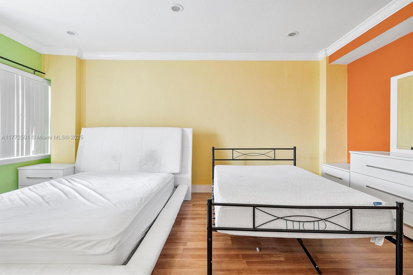 6345 Collins Avenue, Unit 414 Miami Beach, FL 33141 - Photo 5 of 20