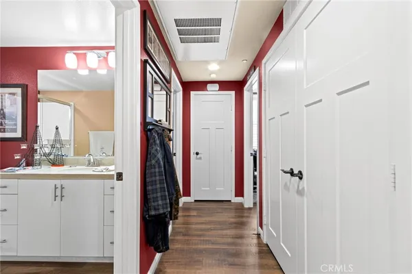 $700,000 | 431 South Anaheim Way, Unit 5, Orange, CA 92868