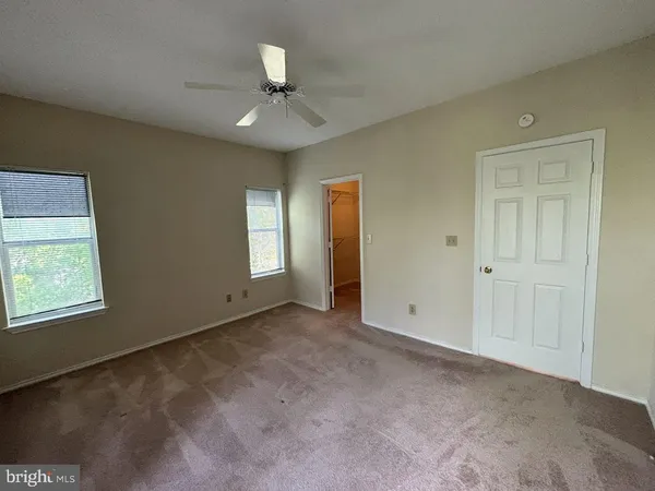 $1,600 | 4409 Fair Stone Drive, Unit 303, Fairfax, VA 22033