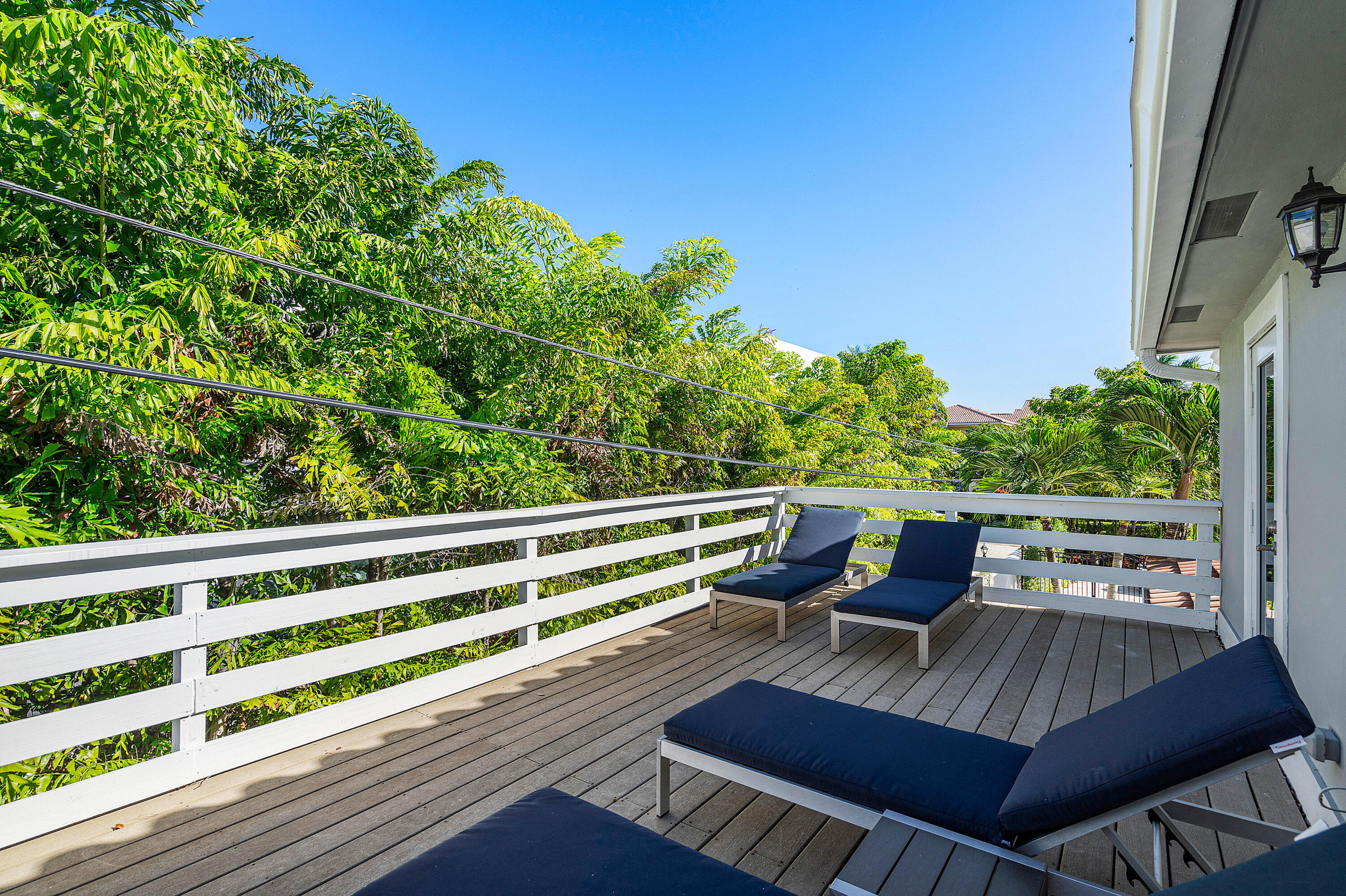 820 Palm Trail Delray Beach, FL 33483 - Photo 32 of 40 034-820PalmTrail-DelrayBeach-FL-33483-FU