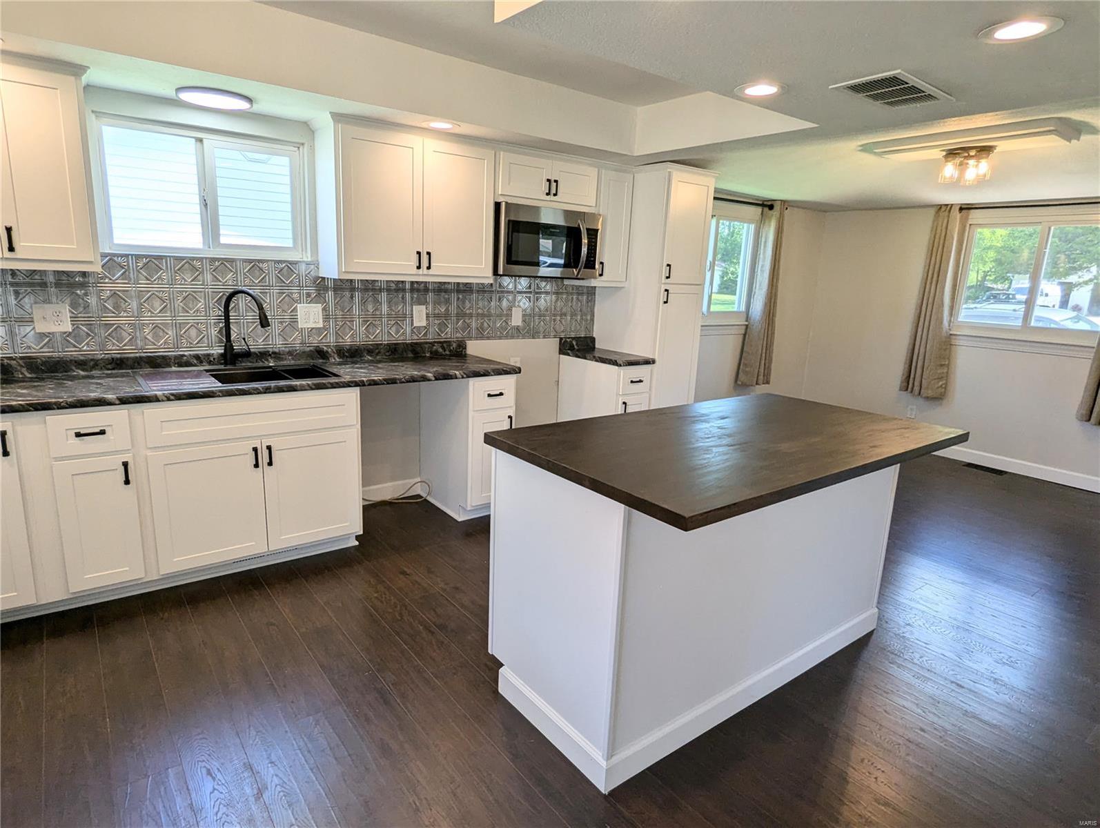 15345 North Humbert Road Brighton, IL 62012 - Photo 13 of 39