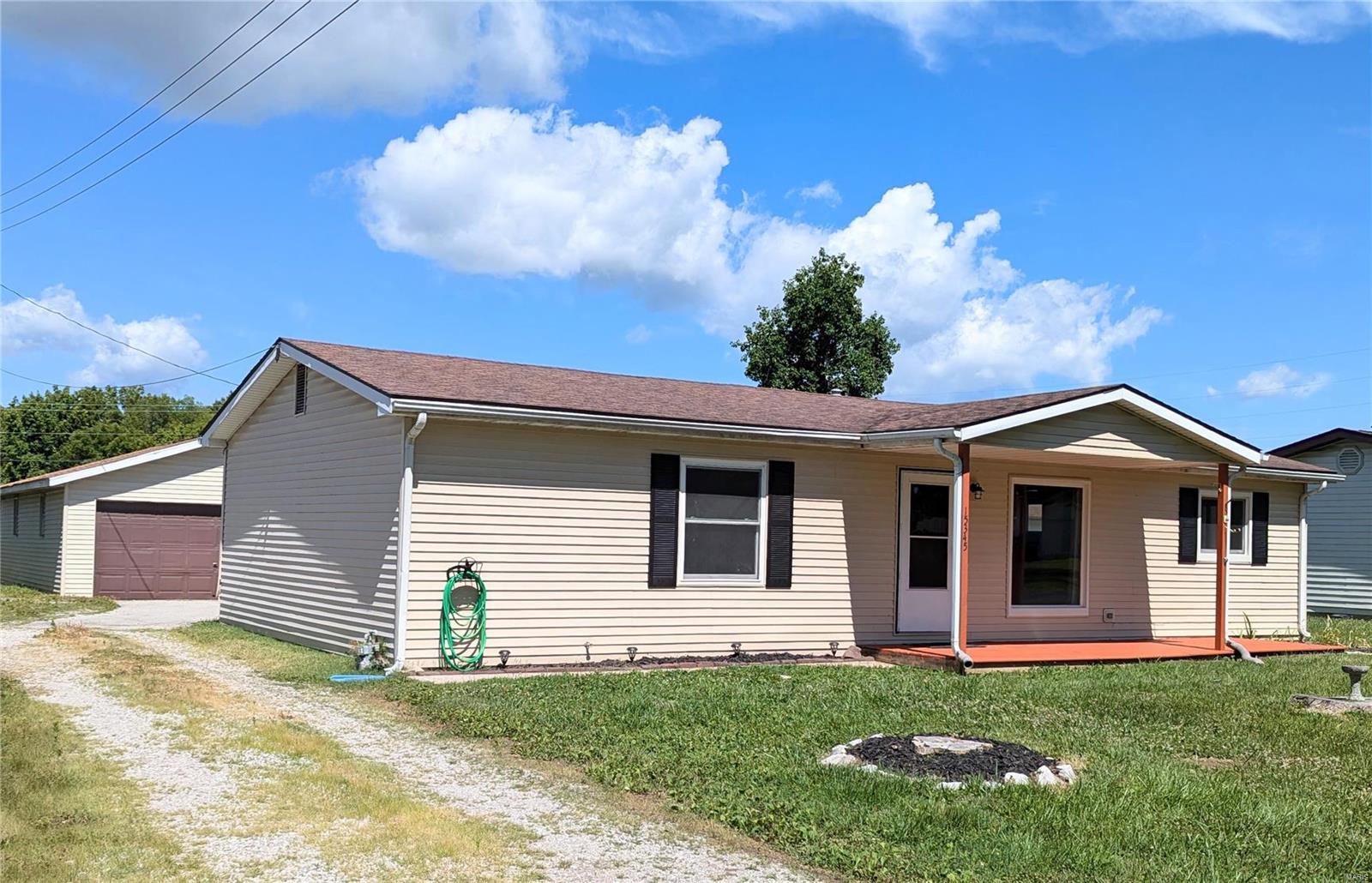 15345 North Humbert Road Brighton, IL 62012 - Photo 2 of 39