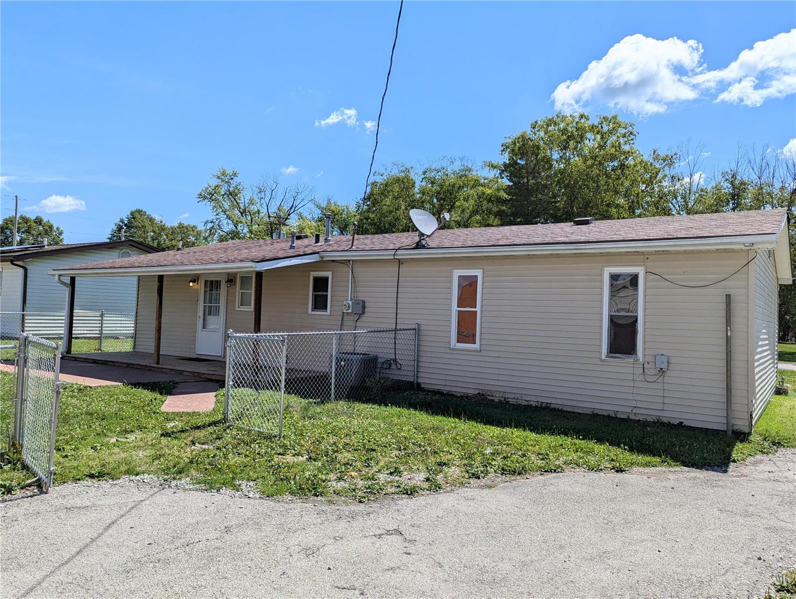 15345 North Humbert Road Brighton, IL 62012 - Photo 36 of 39