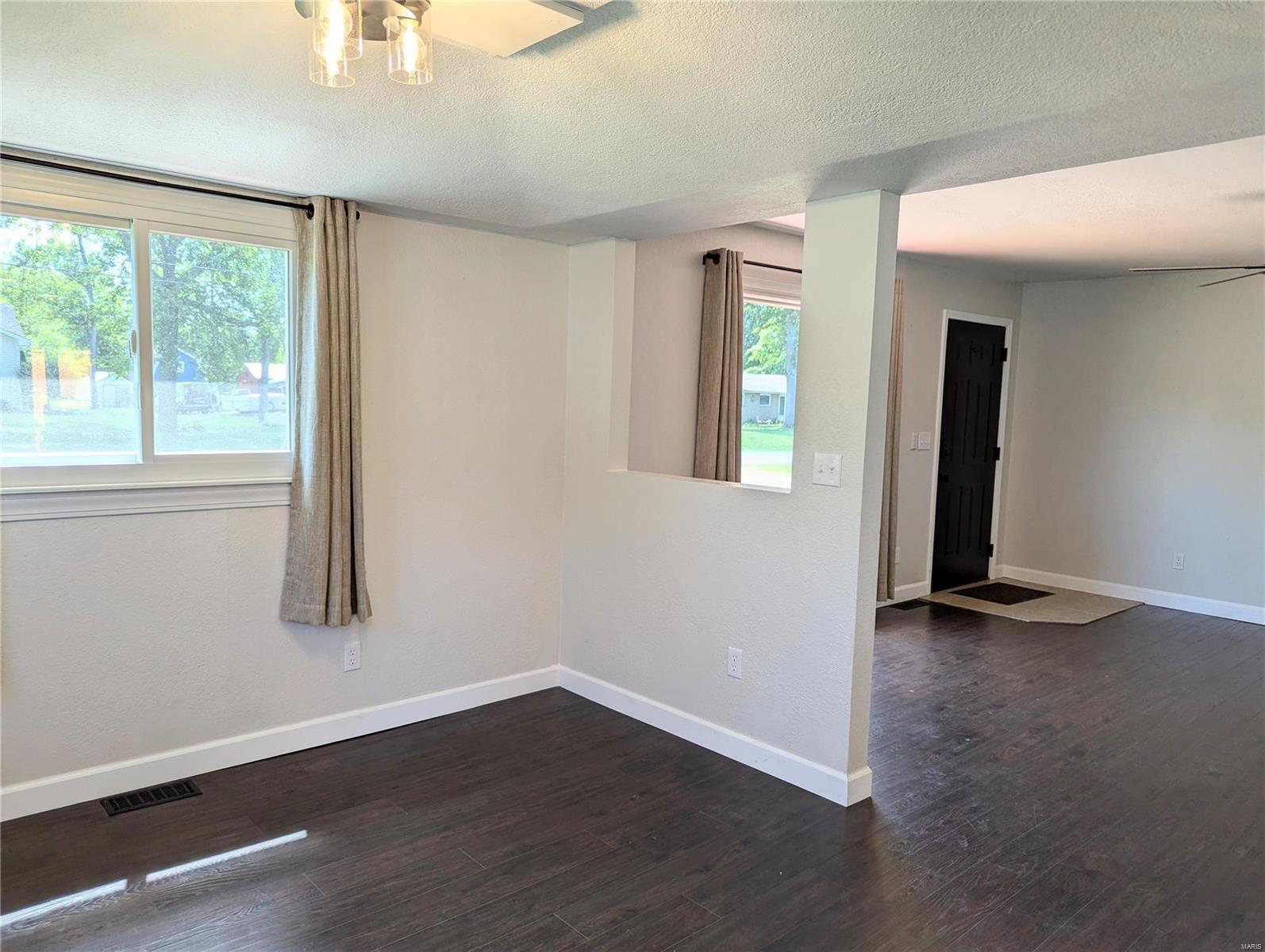 15345 North Humbert Road Brighton, IL 62012 - Photo 6 of 39