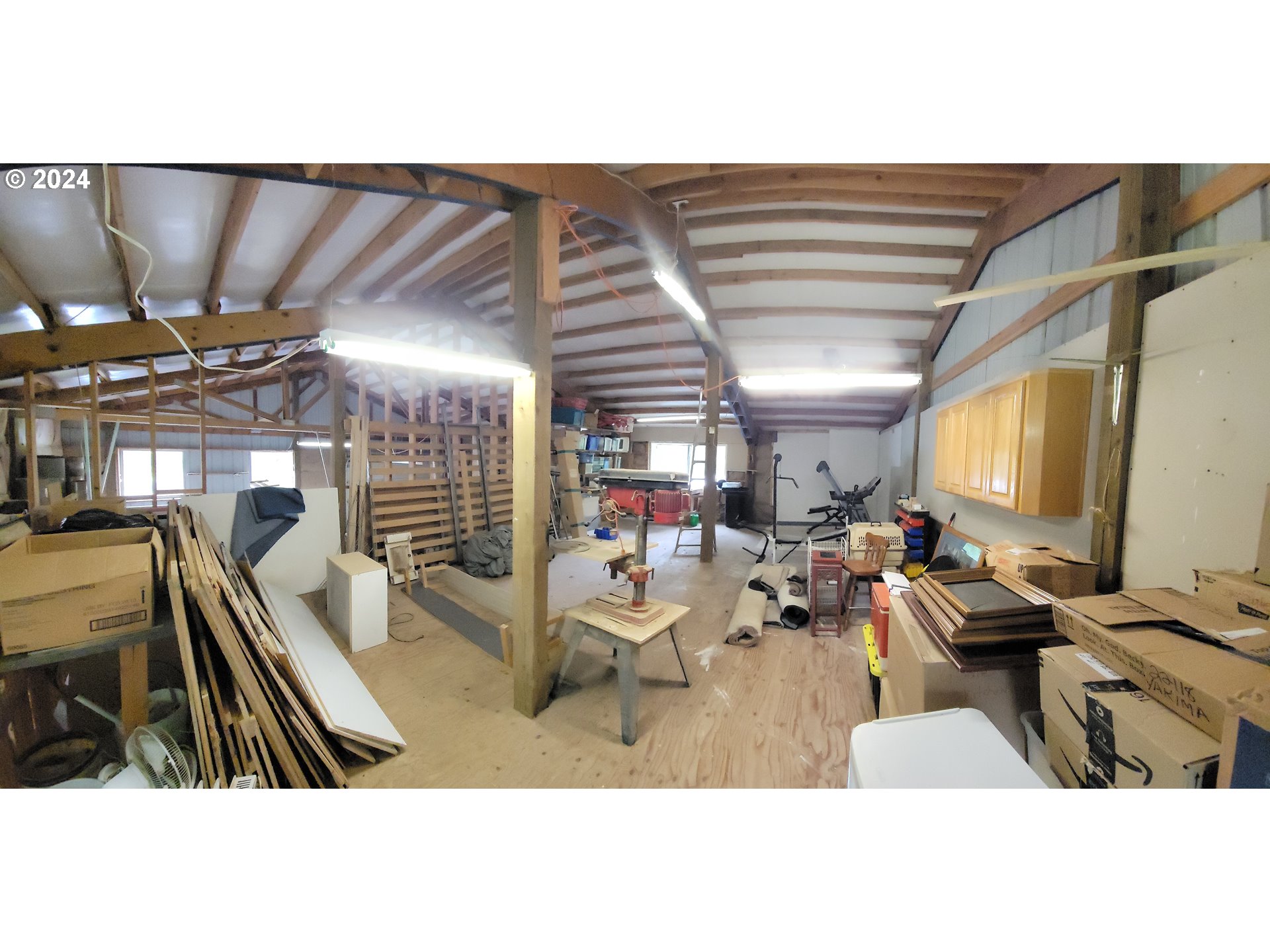 22118 East Yakima Lane Rhododendron, OR 97049 - Photo 20 of 31 a view of a room with gym equipment