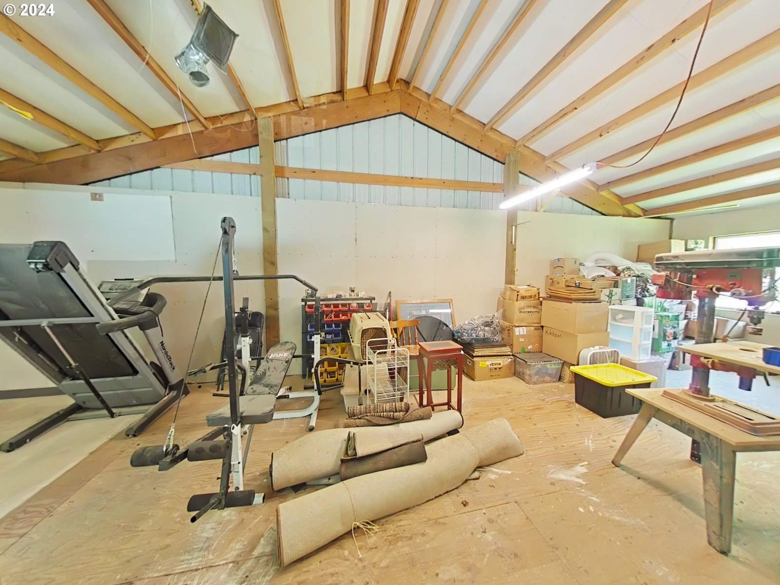 22118 East Yakima Lane Rhododendron, OR 97049 - Photo 23 of 31 a view of a room with gym equipment