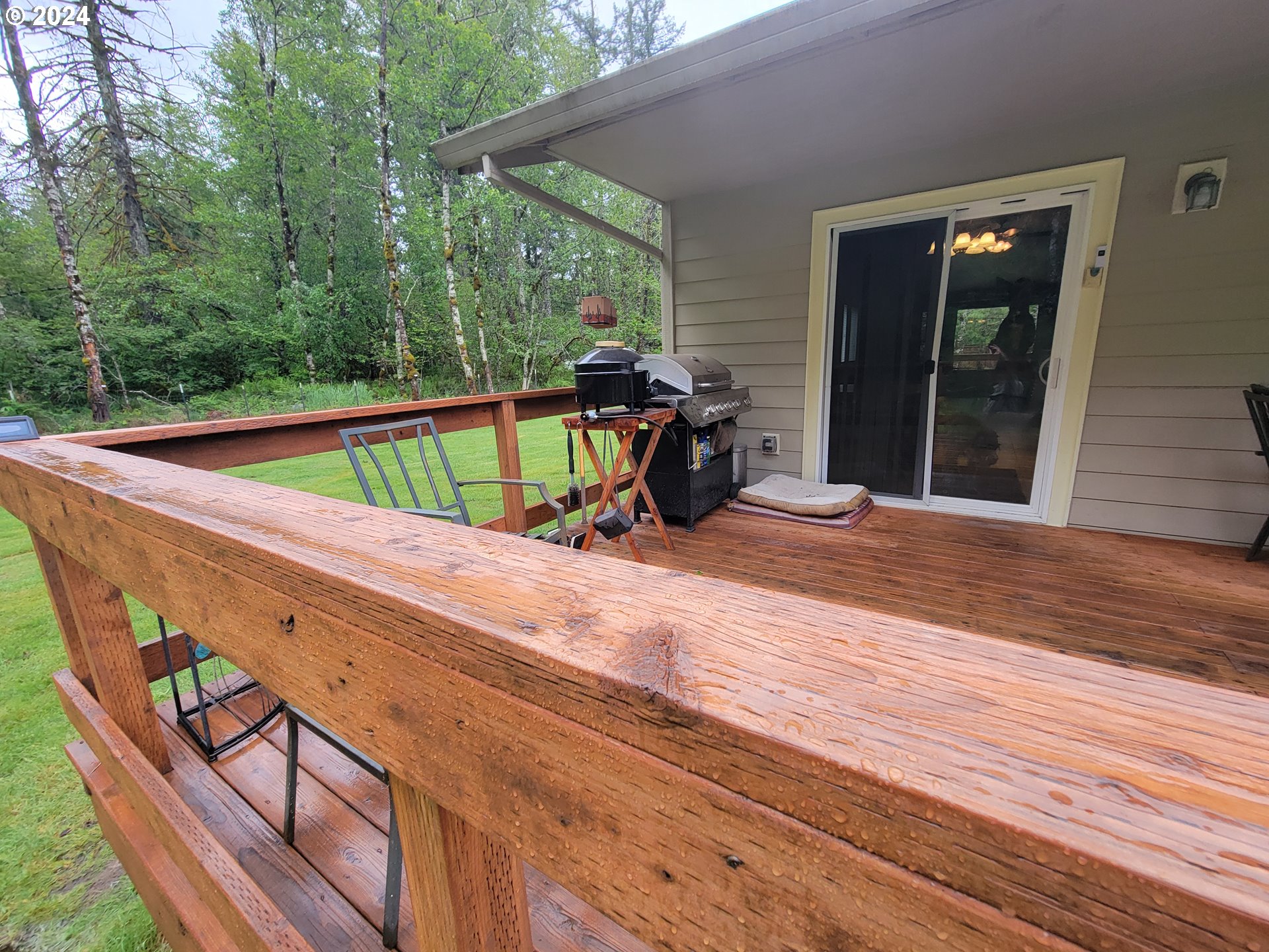 22118 East Yakima Lane Rhododendron, OR 97049 - Photo 29 of 31 a view of a roof deck