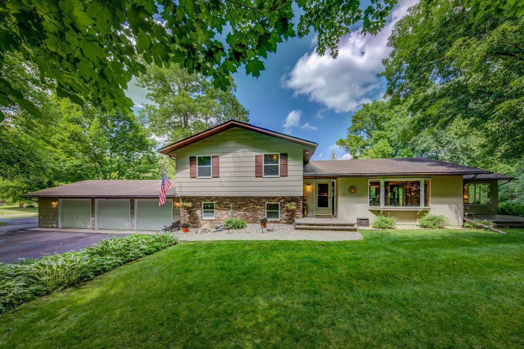 8124 Spring Valley Road Waconia, MN 55387 - Photo 1 of 22 Gallery Image 1
