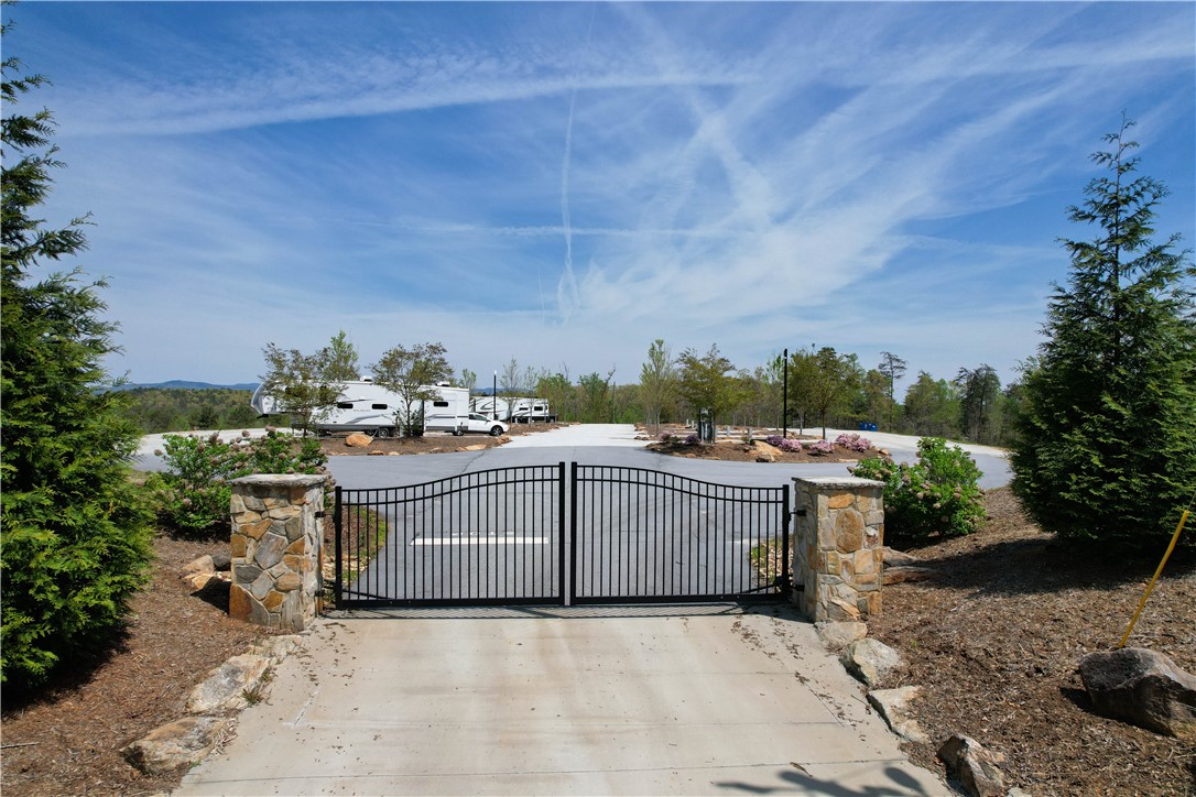 630 Shallow Ford View Road Salem, SC 29676 - Photo 2 of 15