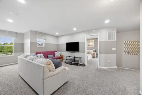 $4,850 | 1507 Tail Leaf Court, Naperville, IL 60563