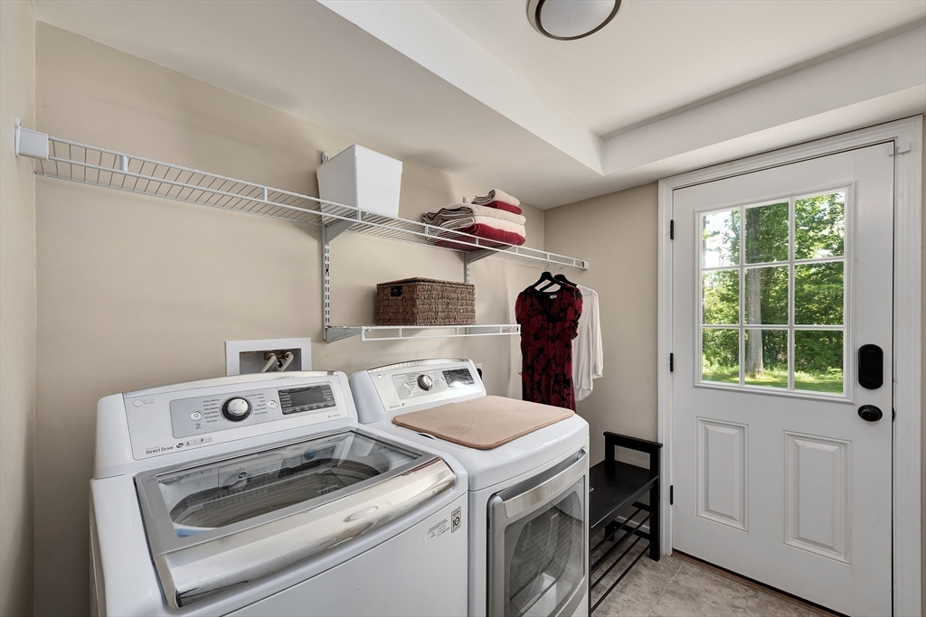 41 Woodcrest Road Boxford, MA 01921 - Photo 20 of 31 a utility room with dryer and washer