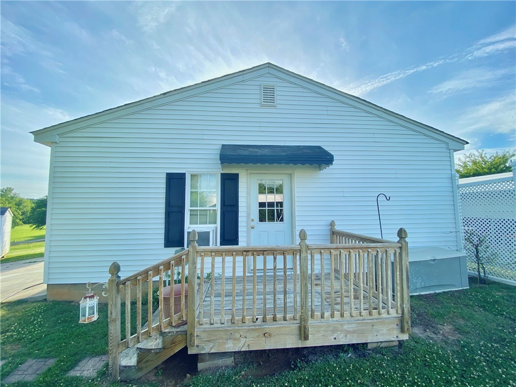 859 Pruitt Road Iva, SC 29655 - Photo 29 of 34