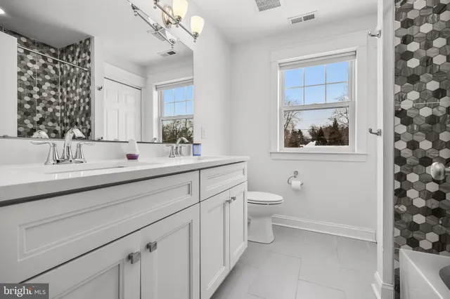 $1,335,000 | 210 Meadow Drive, Haddonfield, NJ 08033