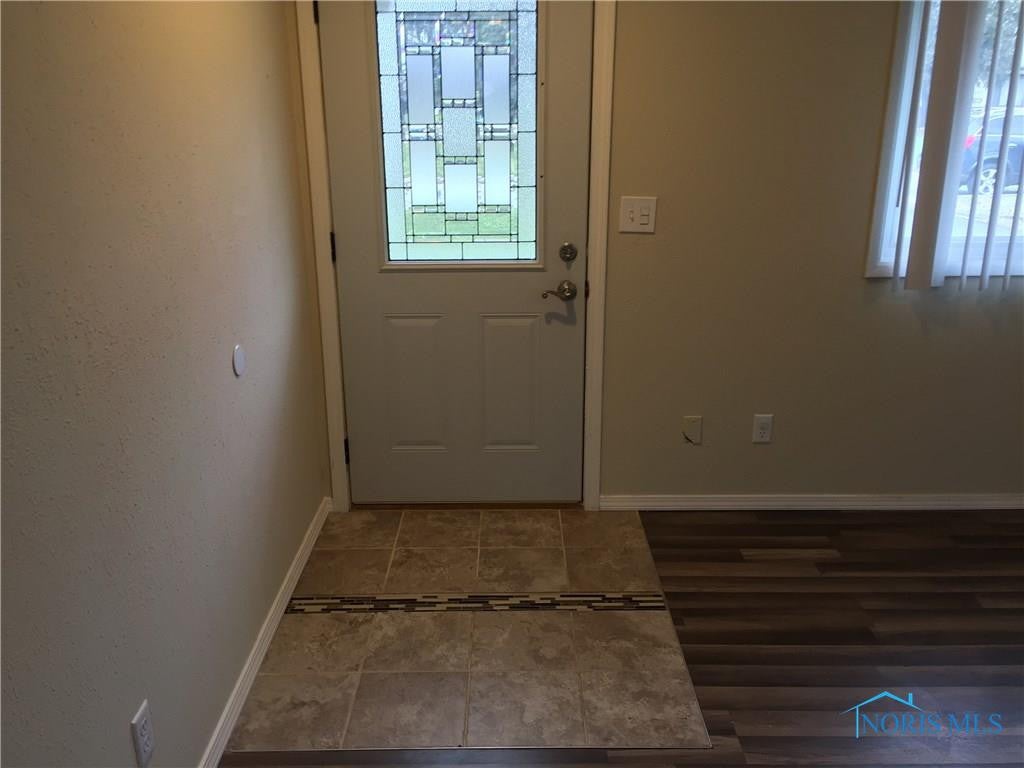 38 Clifton Road Toledo, OH 43607 - Photo 5 of 17 Gallery Image 5