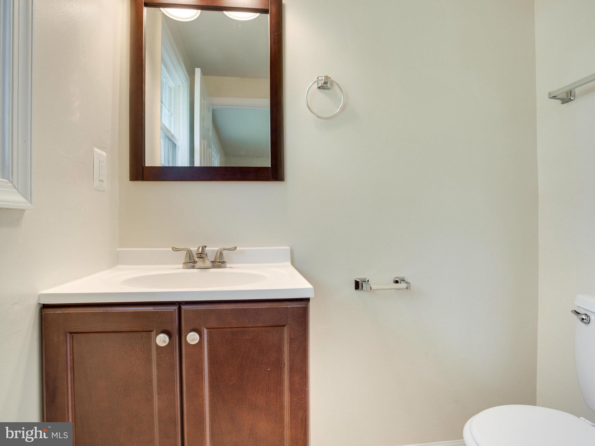 2407 Pinefield Road Waldorf, MD 20601 - Photo 11 of 16 Bath (Master)