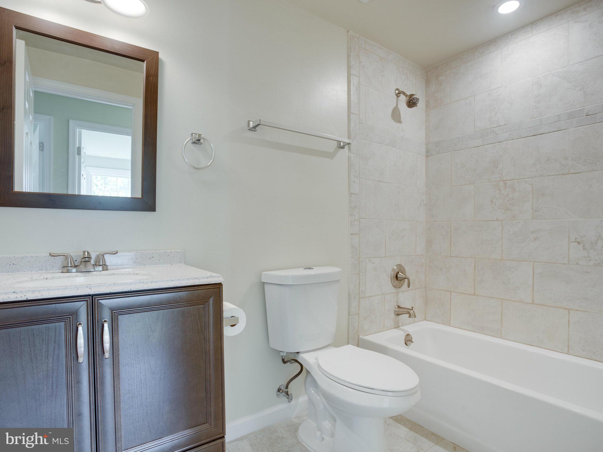 2407 Pinefield Road Waldorf, MD 20601 - Photo 14 of 16 Bath