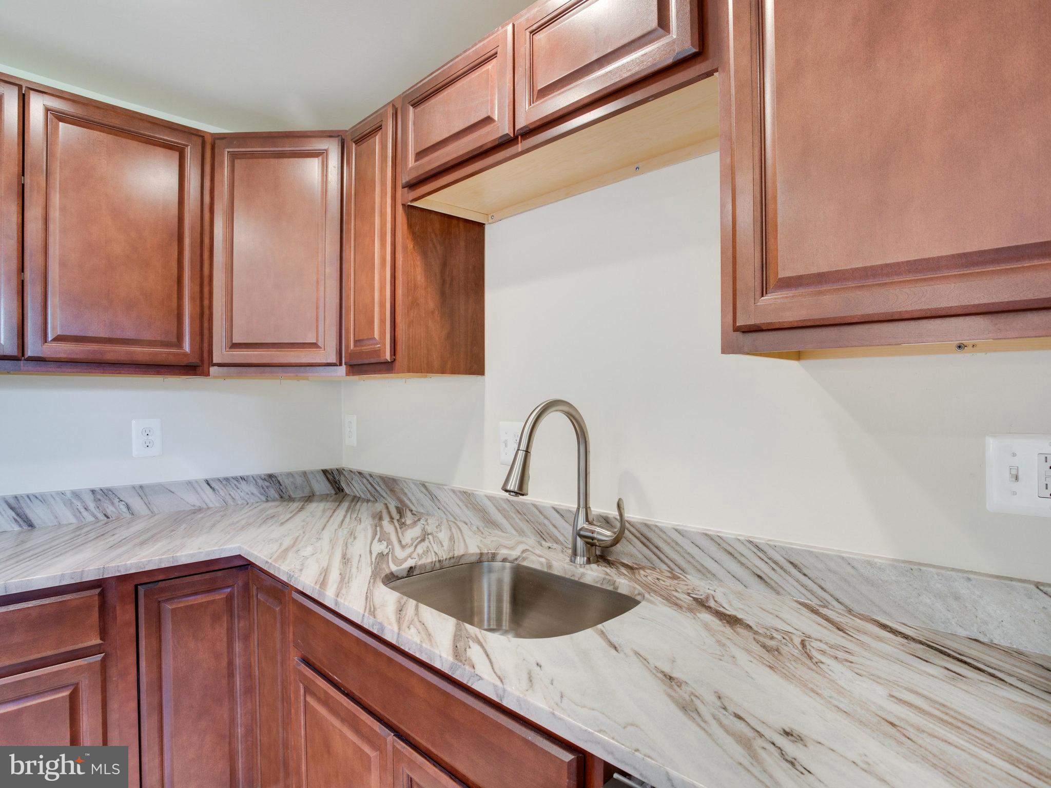 2407 Pinefield Road Waldorf, MD 20601 - Photo 6 of 16 Kitchen