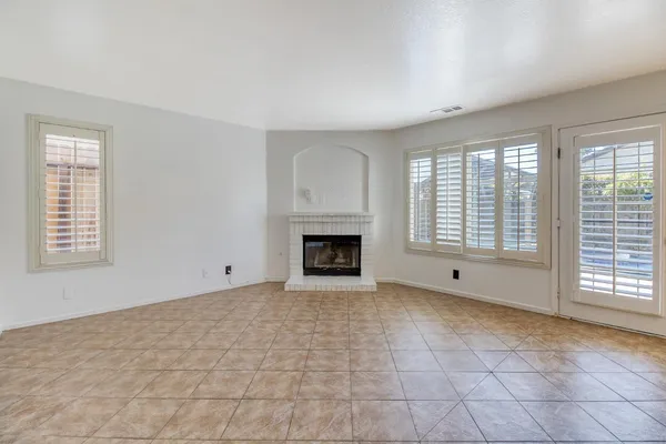 $549,900 | 3724 Laurenburg Avenue, Modesto, CA 95357