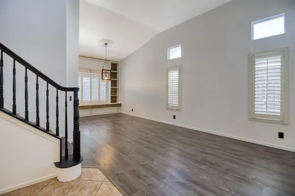 $549,900 | 3724 Laurenburg Avenue, Modesto, CA 95357