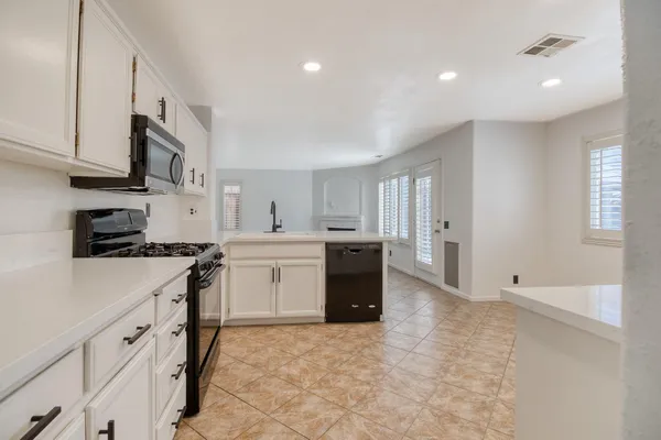 $549,900 | 3724 Laurenburg Avenue, Modesto, CA 95357