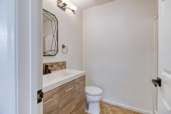 $549,900 | 3724 Laurenburg Avenue, Modesto, CA 95357